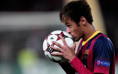 FB体育动态-乌克兰队这波进攻水银泻地